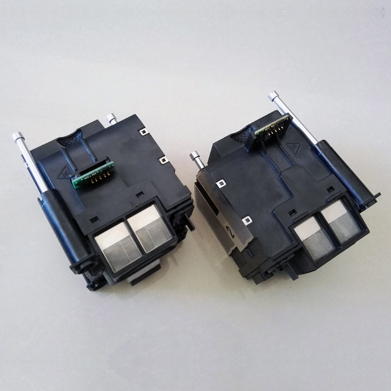 Replacement ProjectionDesign 400-0660-XX / 400-0660-00 Projector Lamp Housing and Bulb